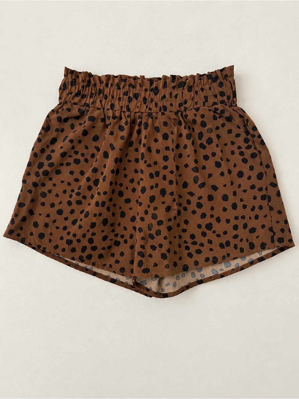 Brown Leopard Print Elastic Waist Women's Shorts